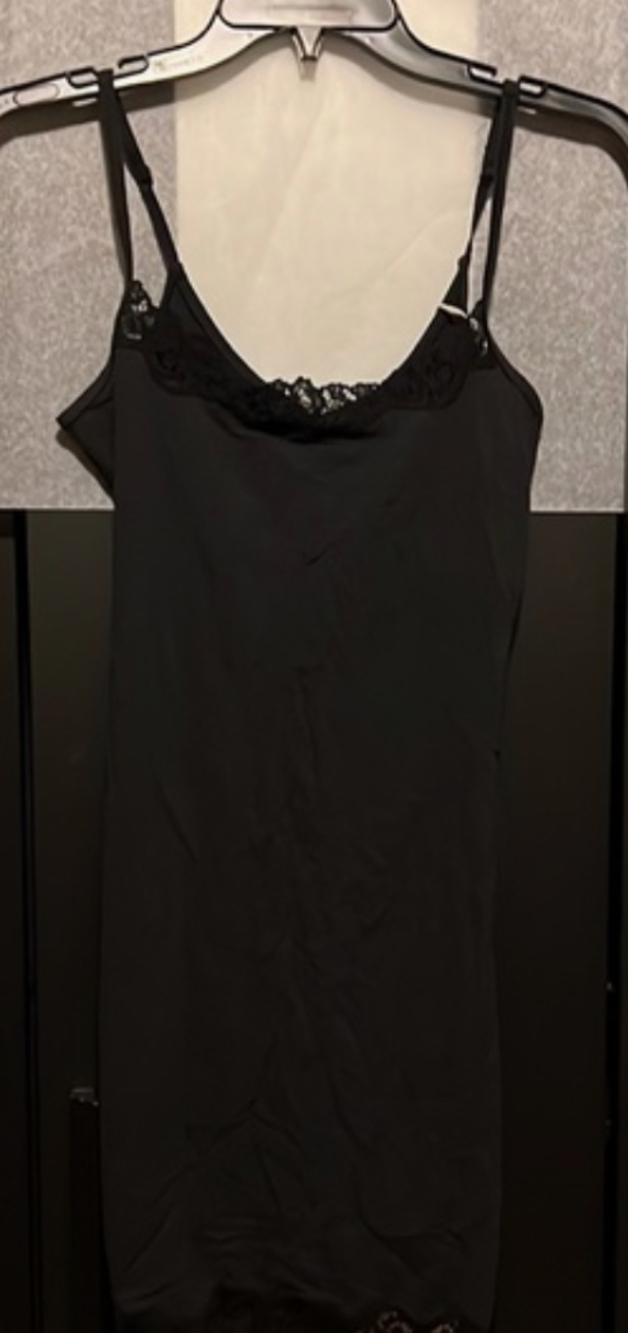 SKIMS FITS EVERYBODY SHORT LACE SLIP DRESS NWT - Picture 1 of 3